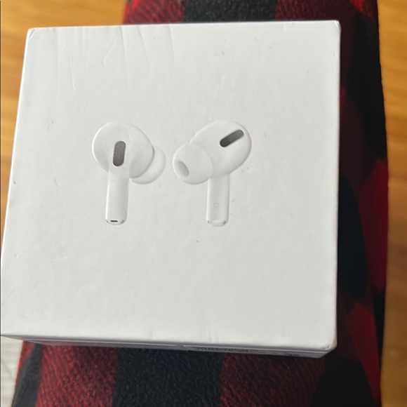 Apple White Wireless Earbuds
